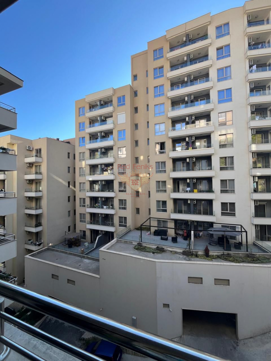 Wohnung in Becici, Montenegro, 42 m² - Foto 1