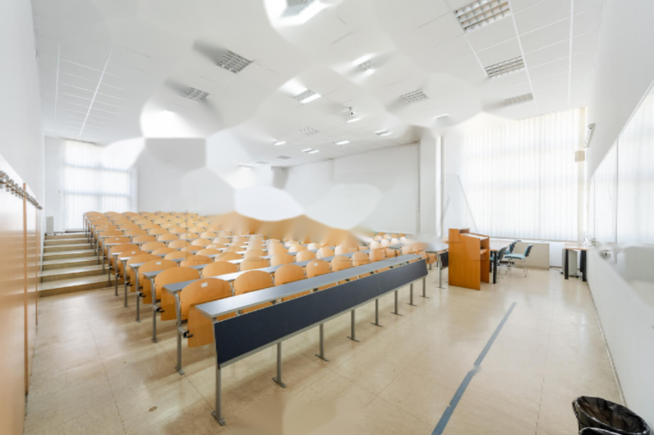 Oficina en Liubliana, Eslovenia, 260 m² - imagen 1