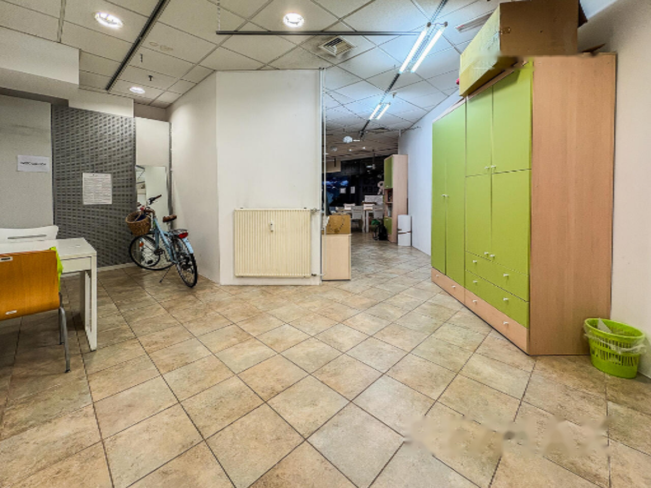 Office in Ljubljana, Slovenia, 134 m² - picture 12