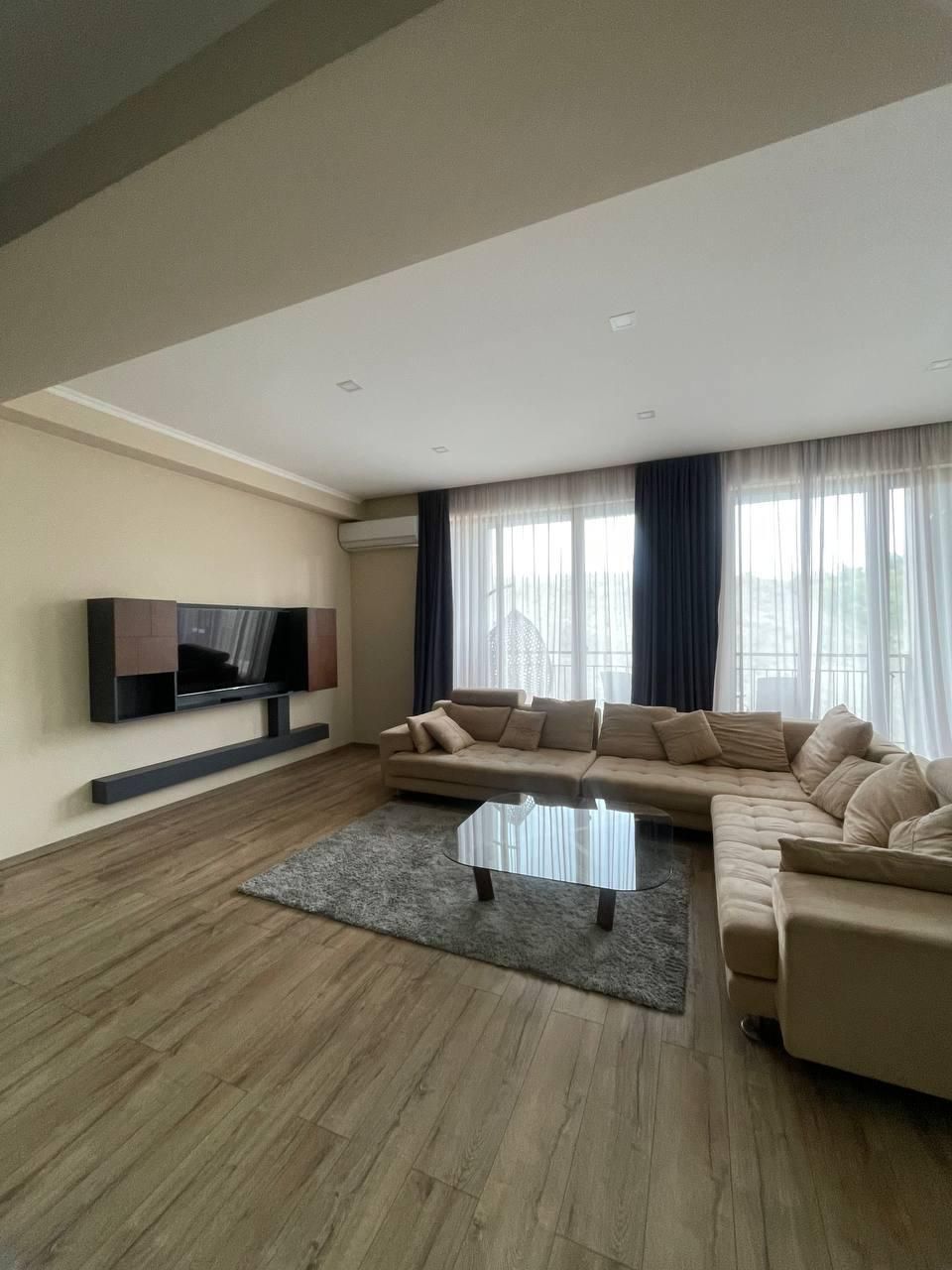 Flat in Tbilisi, Georgia, 126 m² - picture 1