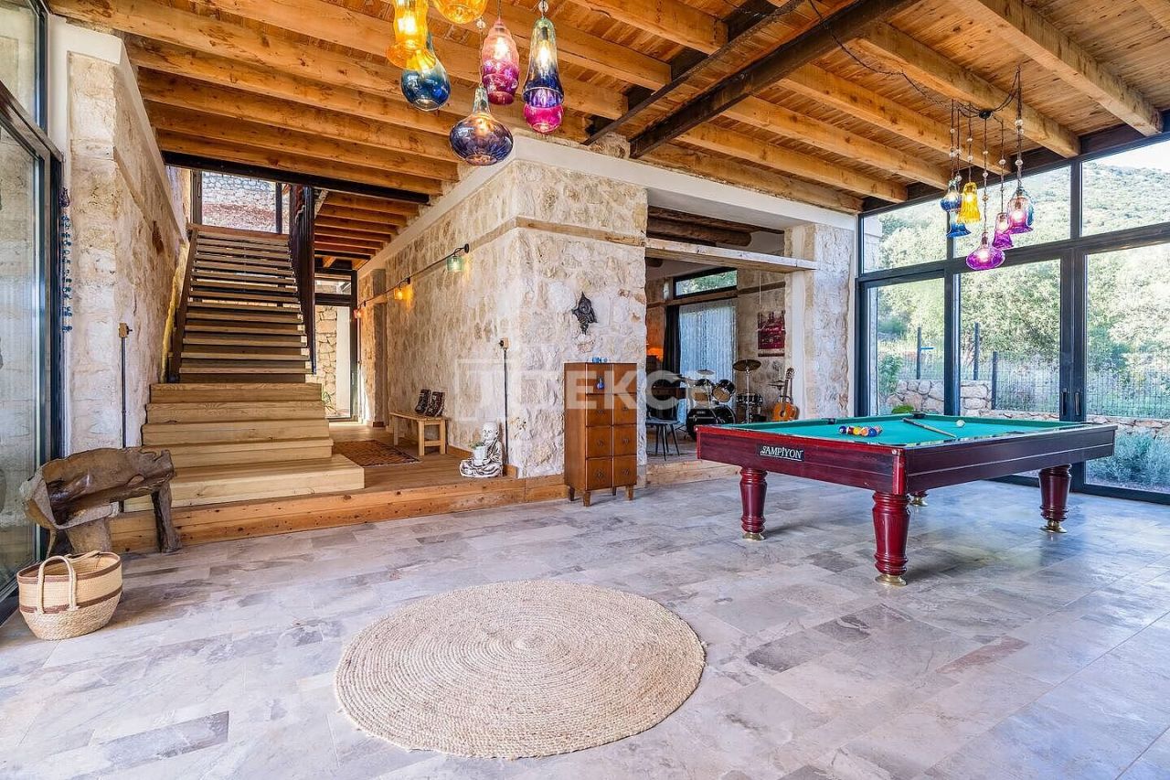 Villa en Kaş, Turquia, 972 m² - imagen 13