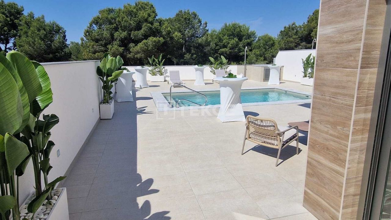 Villa à Pilar de la Horadada, Espagne, 127 m² - image 16