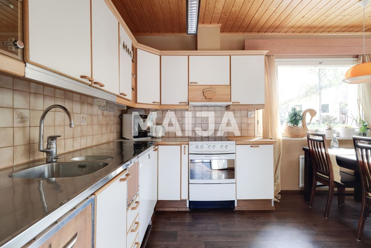 Casa en Vantaa, Finlandia, 140.2 m² - imagen 5