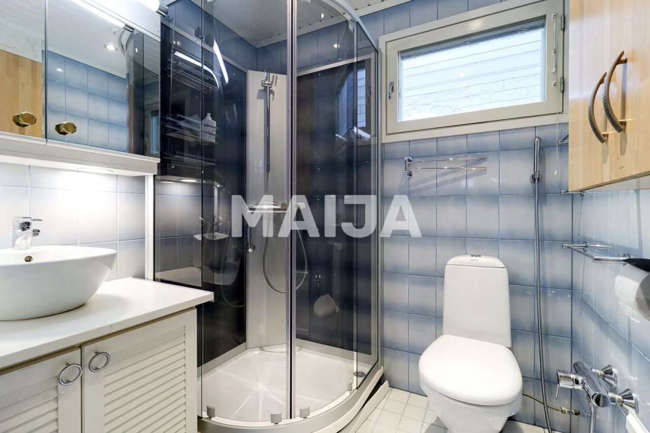 Casa en Vantaa, Finlandia, 140.2 m² - imagen 7