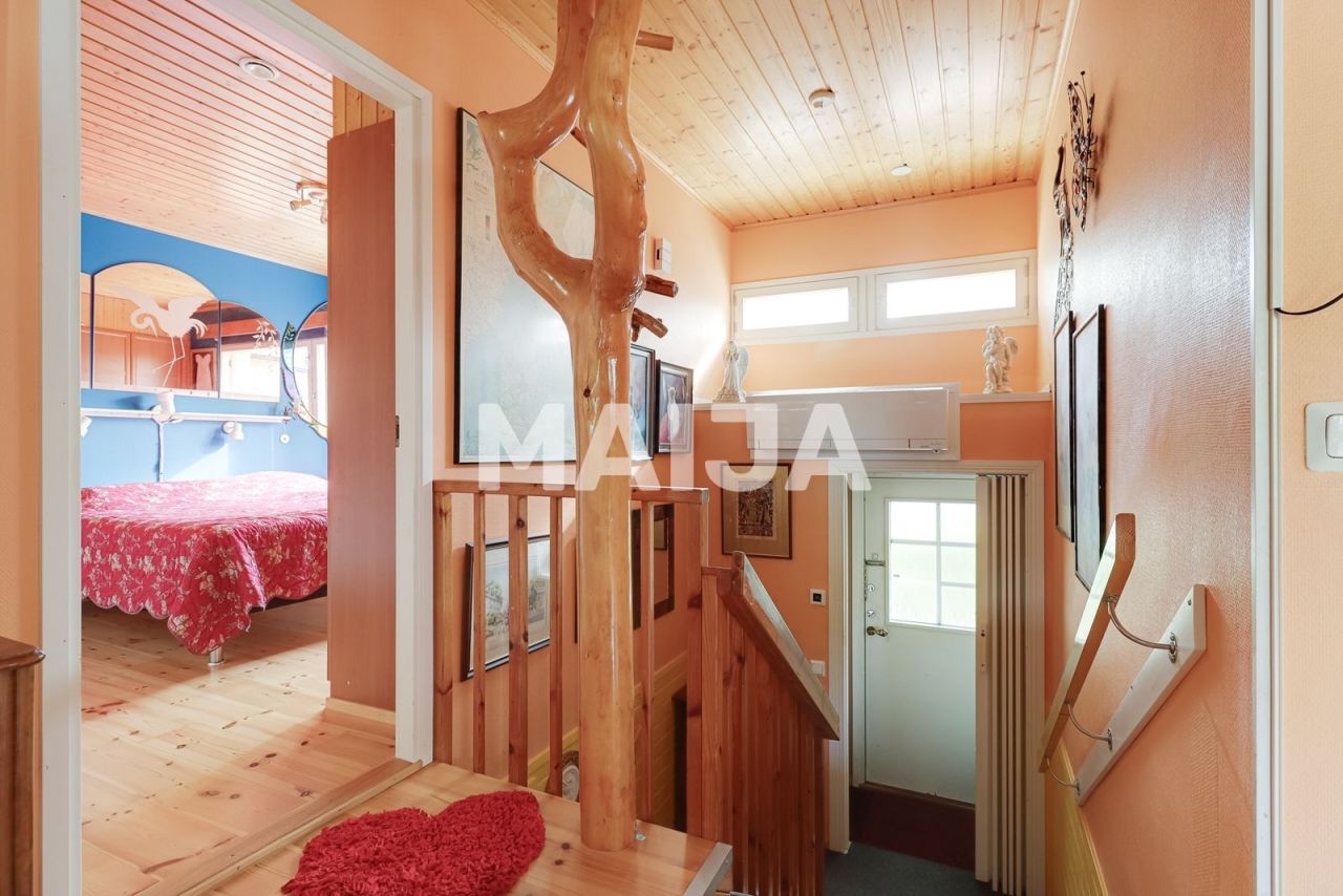 Casa en Vantaa, Finlandia, 140.2 m² - imagen 9