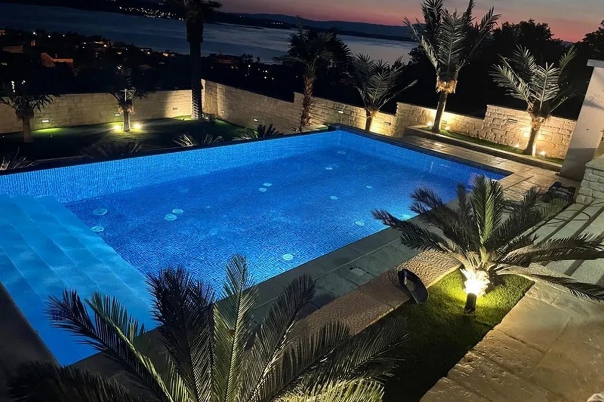 Villa a Cirquenizza, Croazia, 400 m² - foto 3