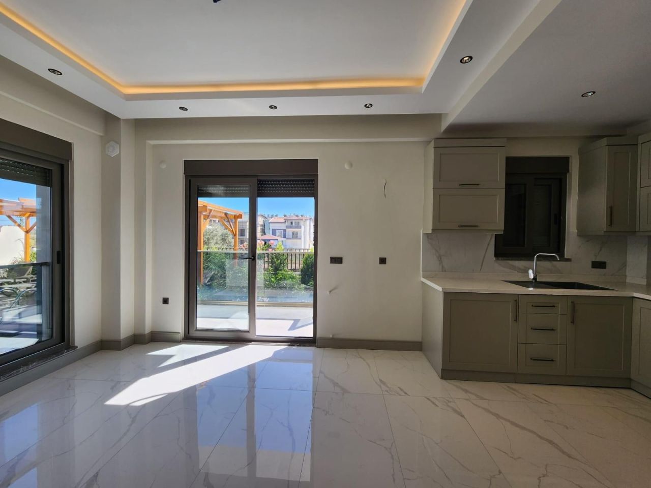 Piso en Side, Turquia, 111.06 m² - imagen 14