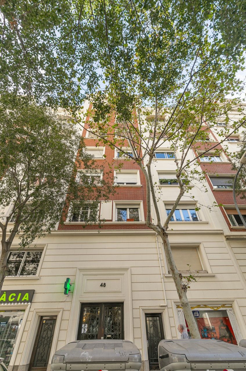 Piso en Barcelona, España, 152 m² - imagen 7