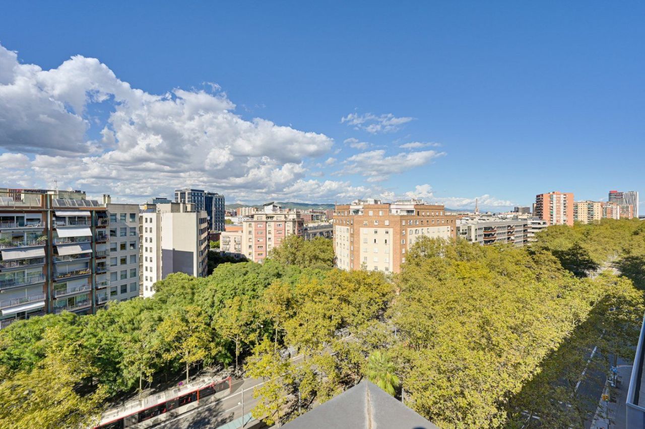 Flat in Barcelona, Spain, 78 m² - picture 16