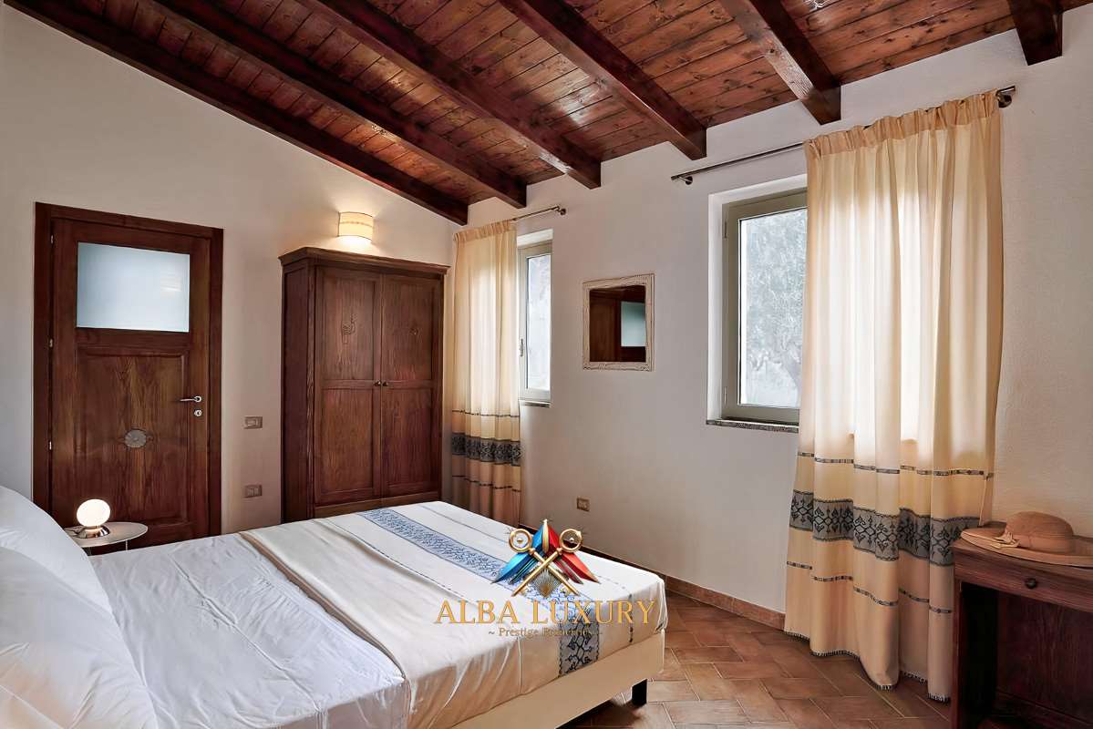 Villa in Alghero, Italy, 900 m² - picture 10