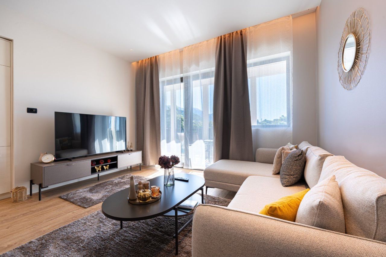 Apartamento en Tivat, Montenegro, 89 m² - imagen 4