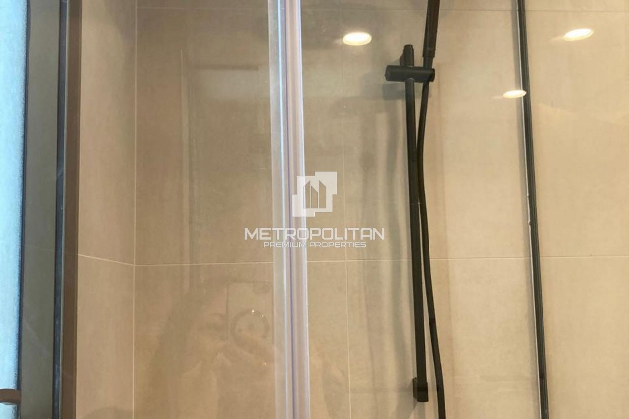 Casa adosada en Dubái, EAU, 185 m² - imagen 11