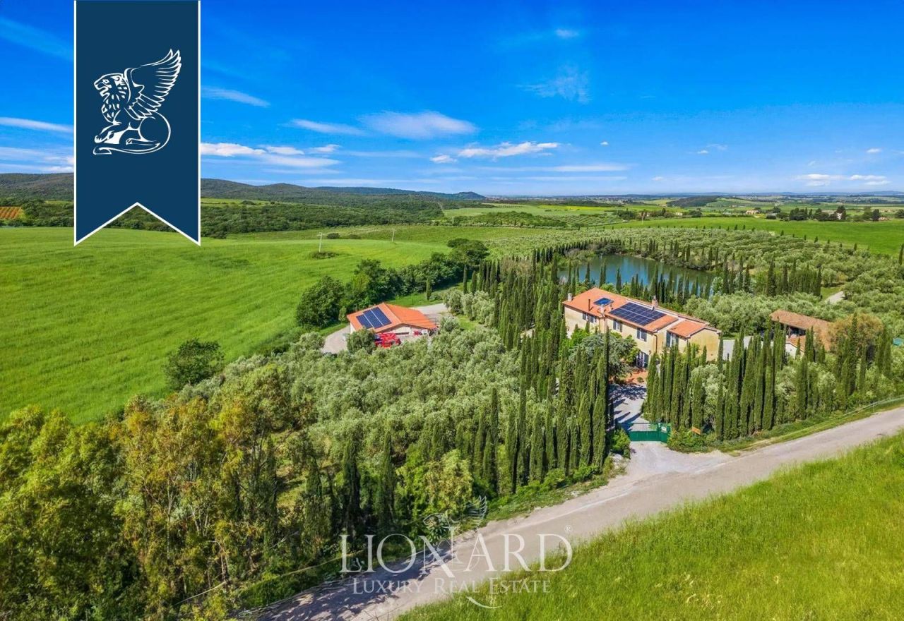 Ferme à Grosseto, Italie, 647 m² - image 3