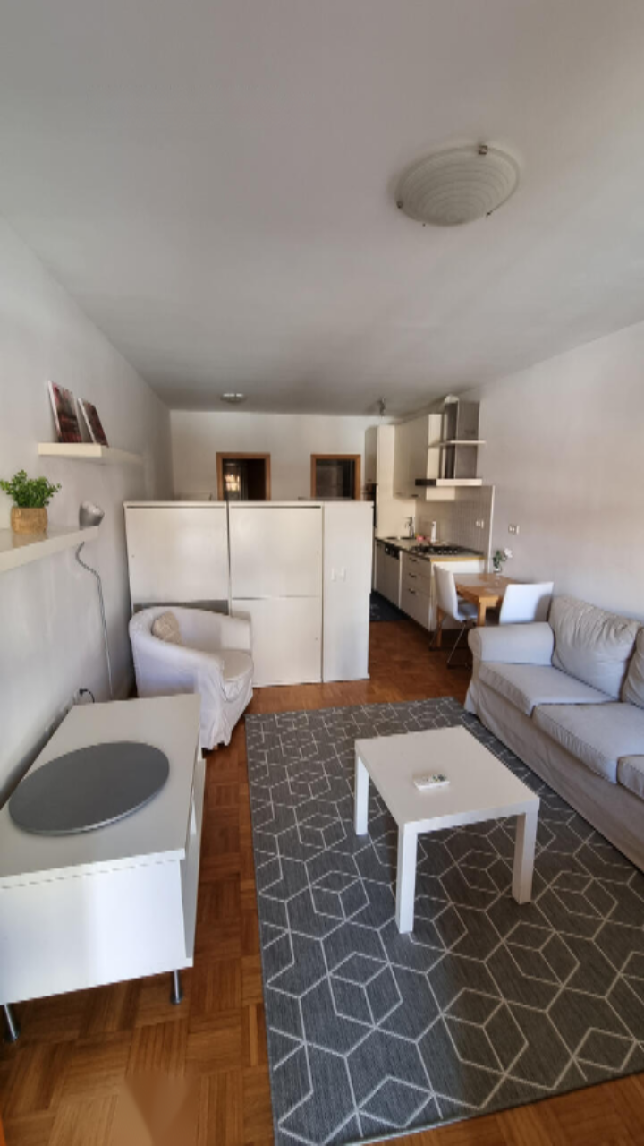 Piso en Koper, Eslovenia, 30 m² - imagen 1