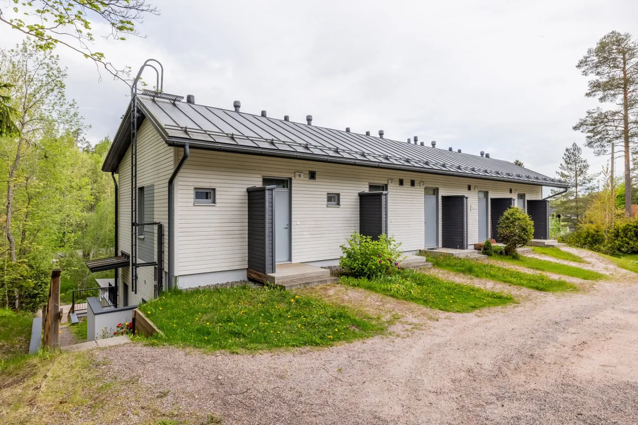 Casa adosada en Espoo, Finlandia, 28 m² - imagen 1