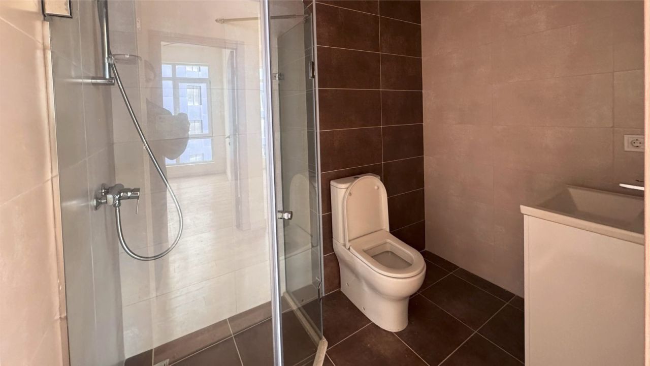 Flat in Batumi, Georgia, 55.7 m² - picture 8