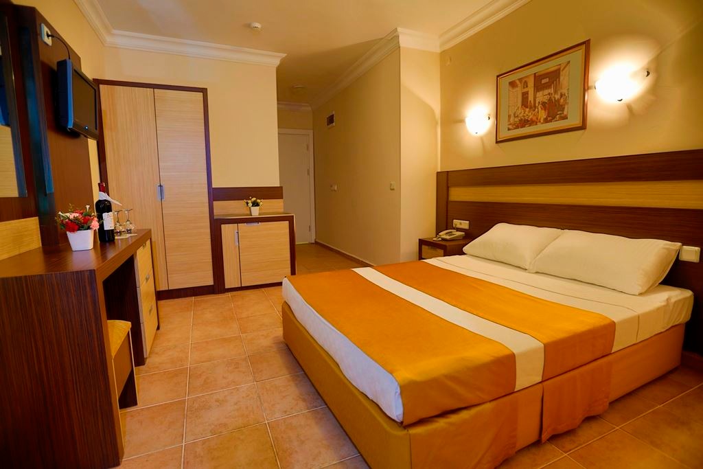 Hotel en Alanya, Turquia, 2 000 m² - imagen 2