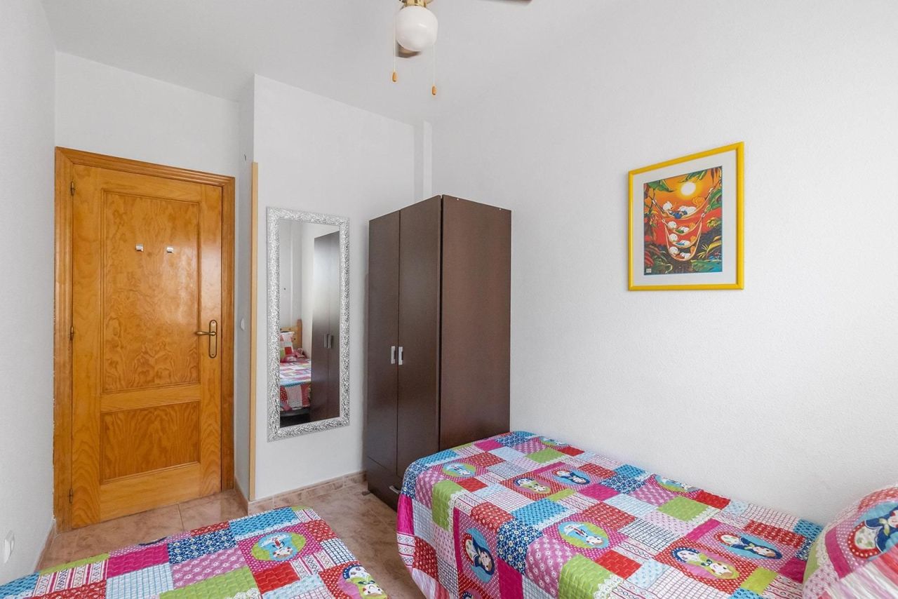 Piso en Torrevieja, España, 51 m² - imagen 10