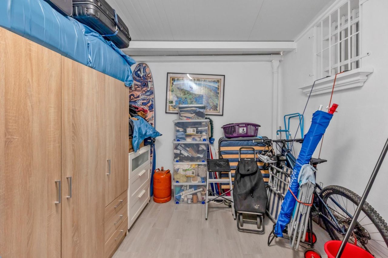 Flat in Torrevieja, Spain, 72 m² - picture 14