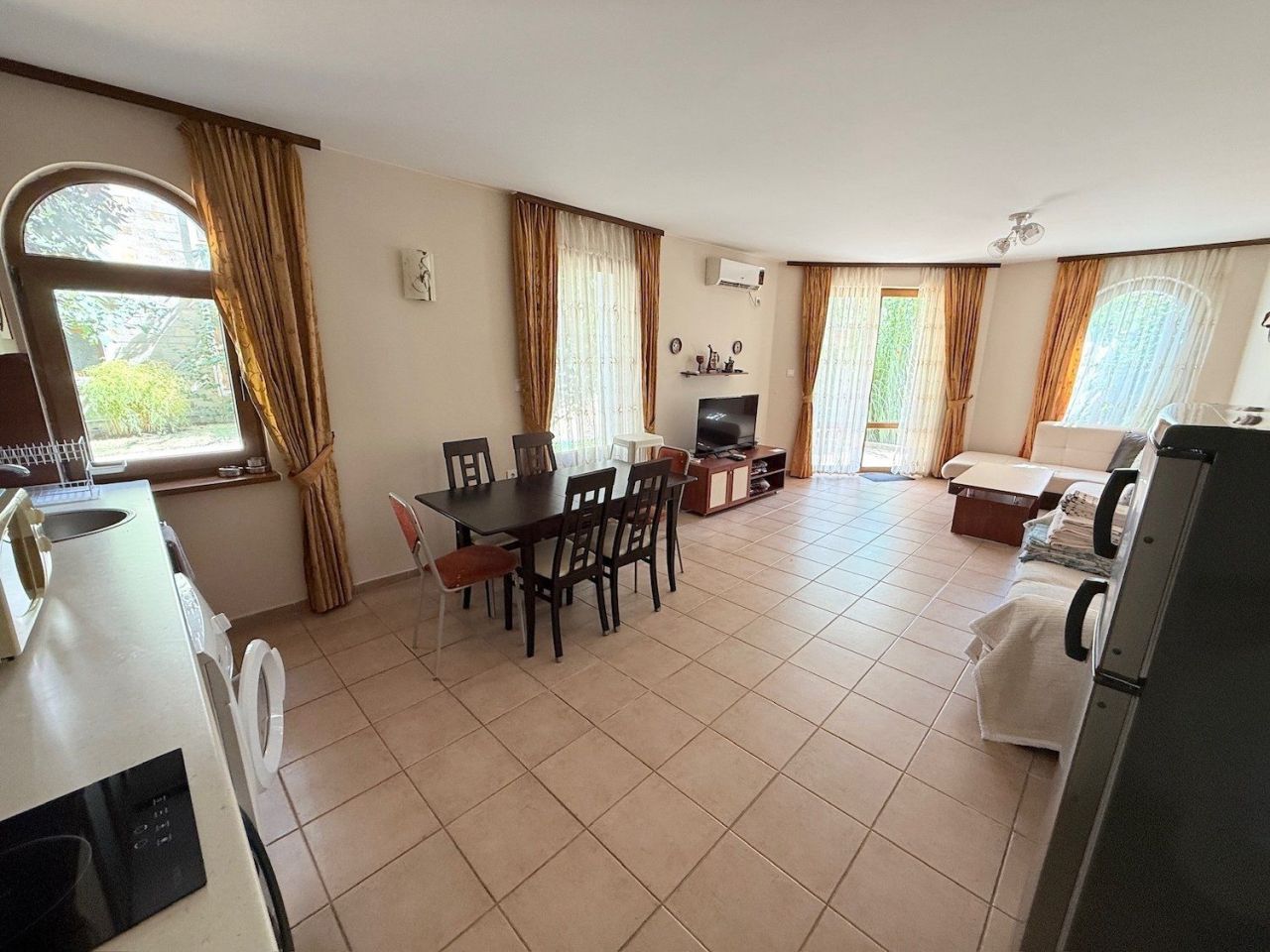 Appartement à Slantchev Briag, Bulgarie, 90 m² - image 11