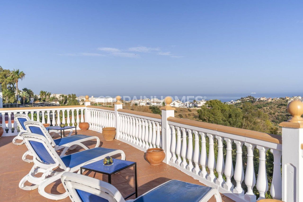 Villa à Benalmadena, Espagne, 350 m² - image 1