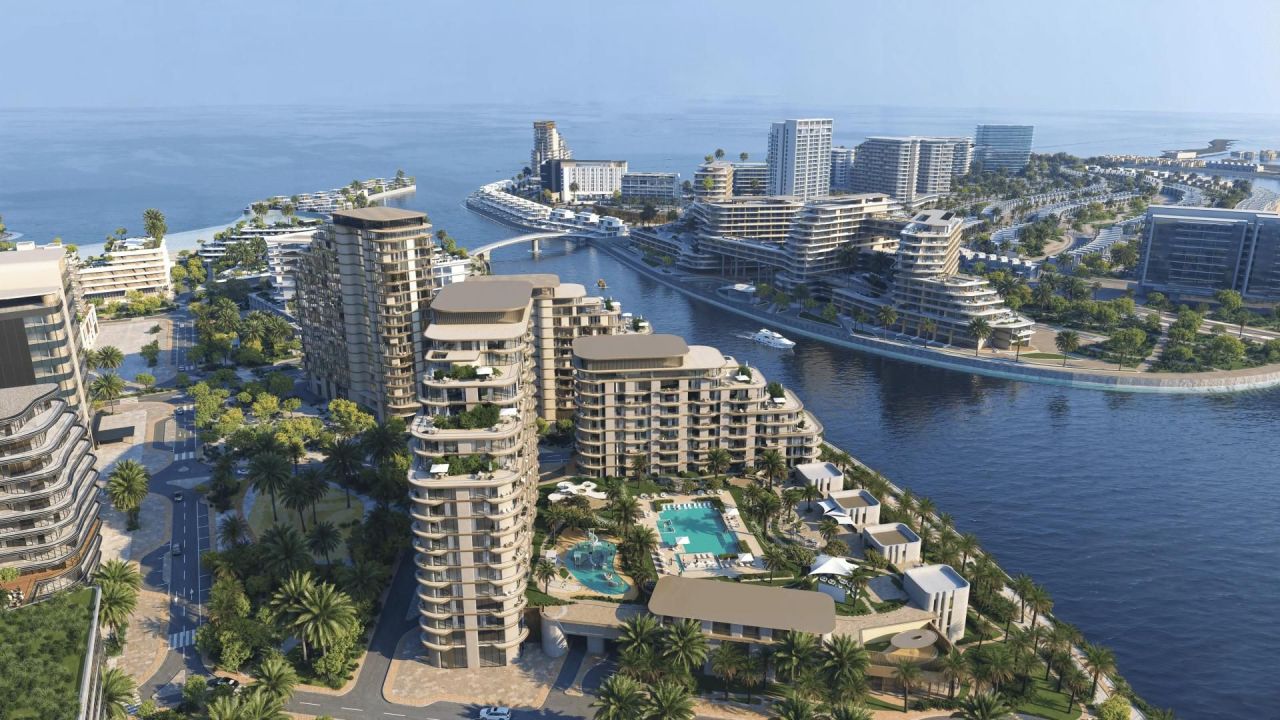 Piso en Ras al-Jaima, EAU, 267 m² - imagen 1