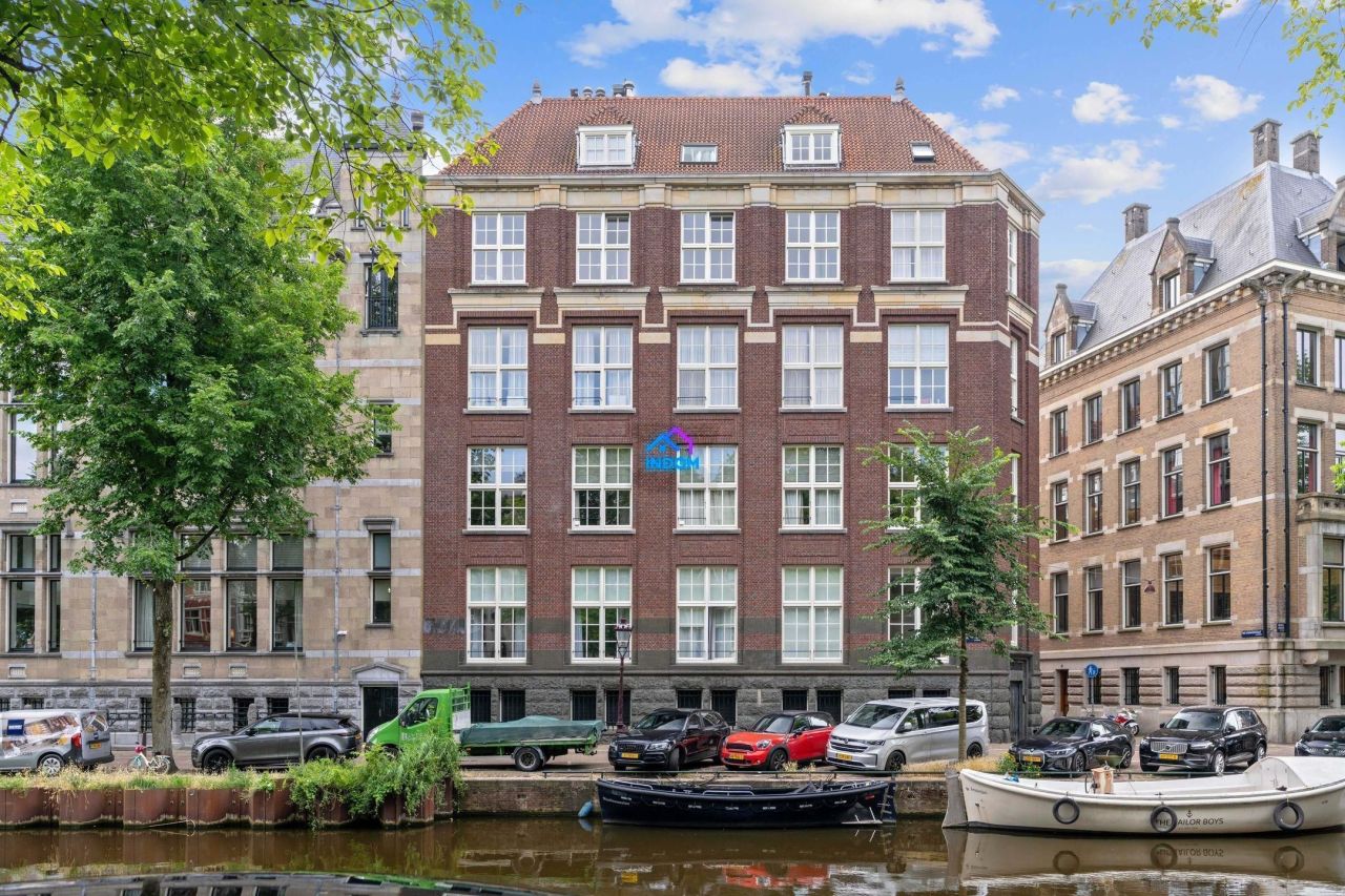 Apartamento en Ámsterdam, Países Bajos, 68 m² - imagen 1