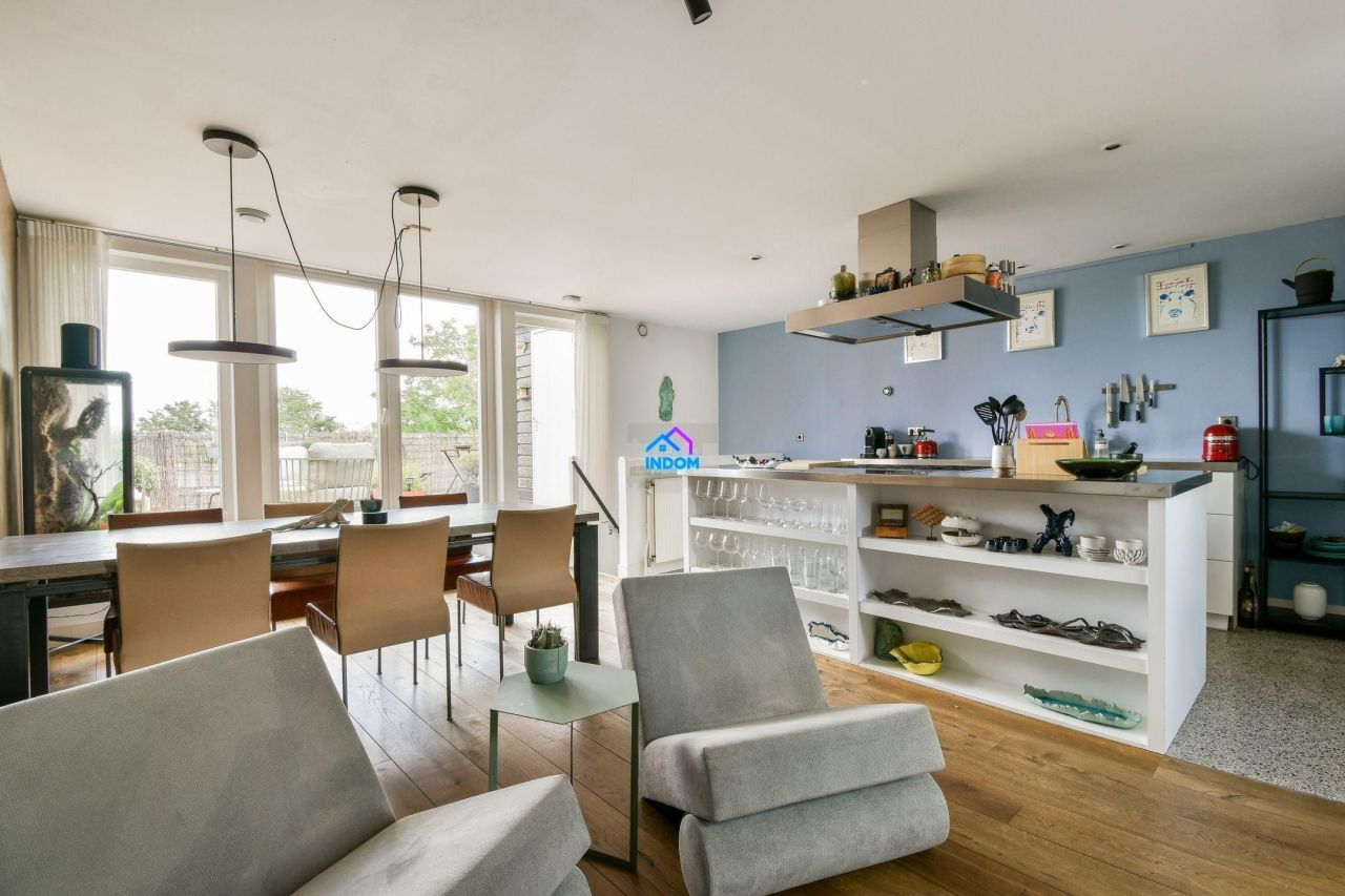 Apartment in Amsterdam, Netherlands, 92 m² - picture 4