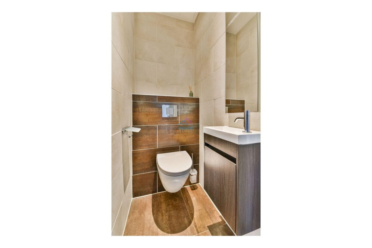 Apartment in Amsterdam, Netherlands, 92 m² - picture 15