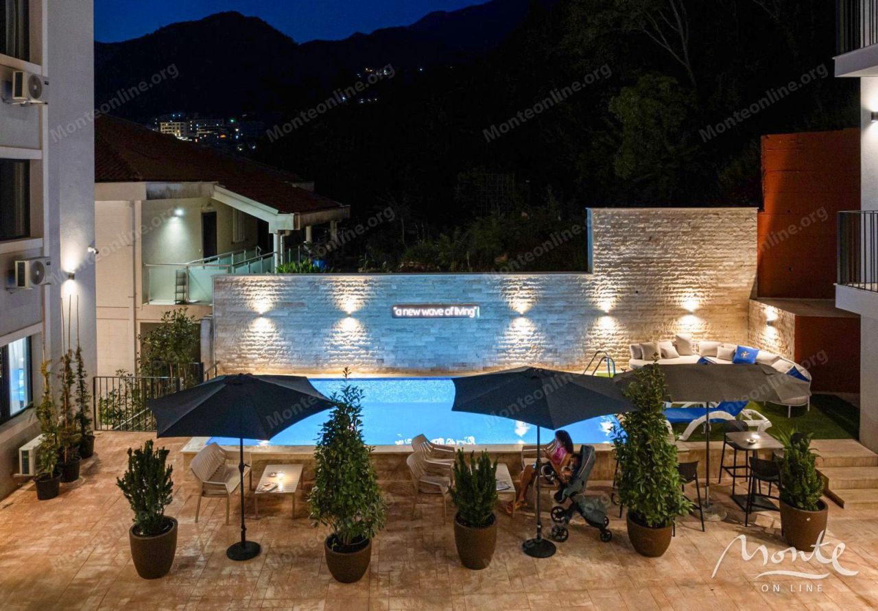 Apartment in Budva, Montenegro, 36 m² - picture 1