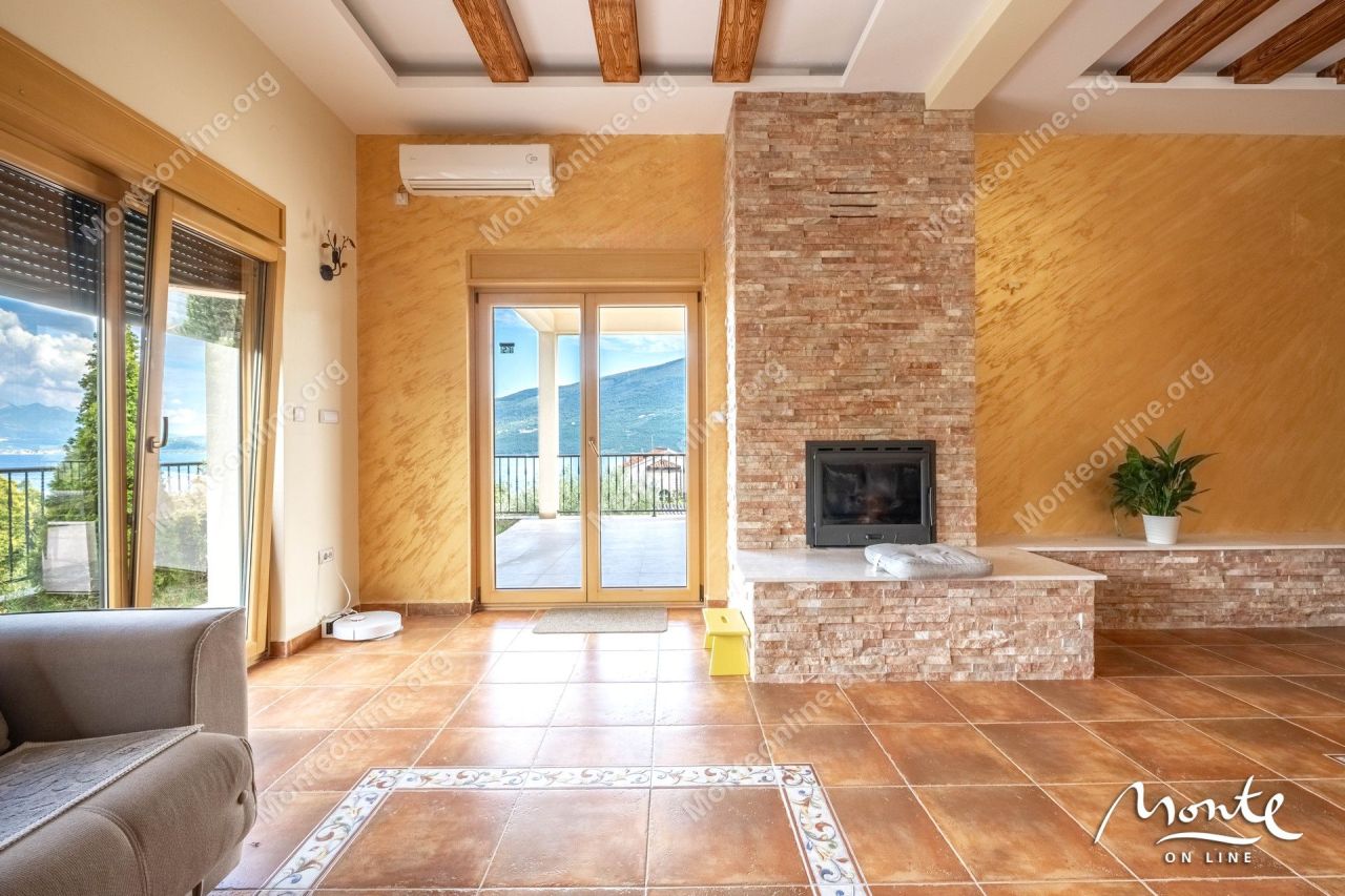 Villa in Denovici, Montenegro, 247.8 m² - picture 8