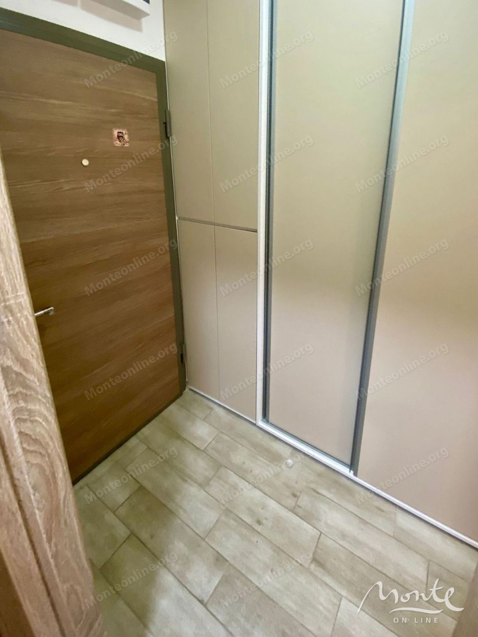 Apartment in Podgorica, Montenegro, 35 m² - picture 15