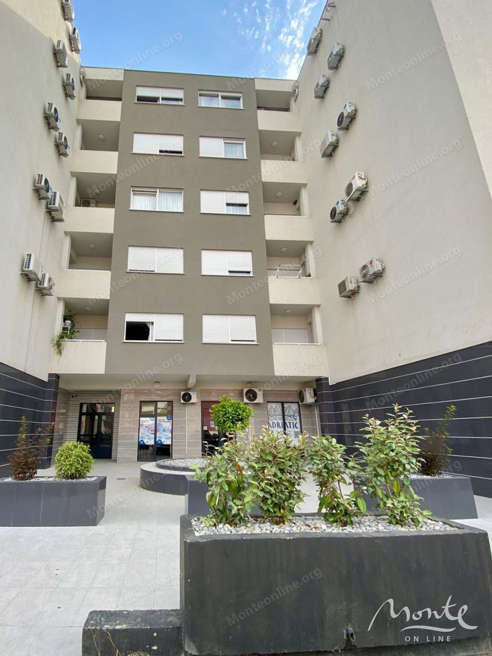 Apartment in Podgorica, Montenegro, 35 m² - picture 18