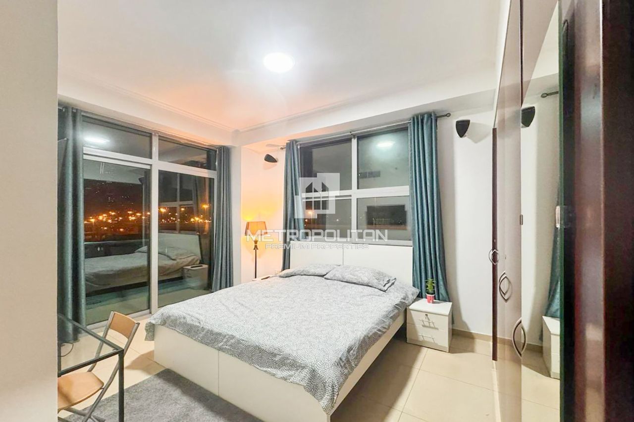 Apartamento en Dubái, EAU, 139 m² - imagen 1