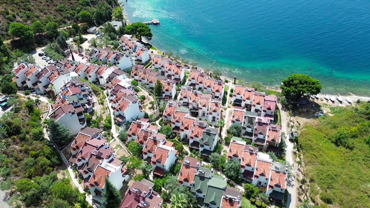 Villa Armutlu, Turchia, 225 m² - foto 1