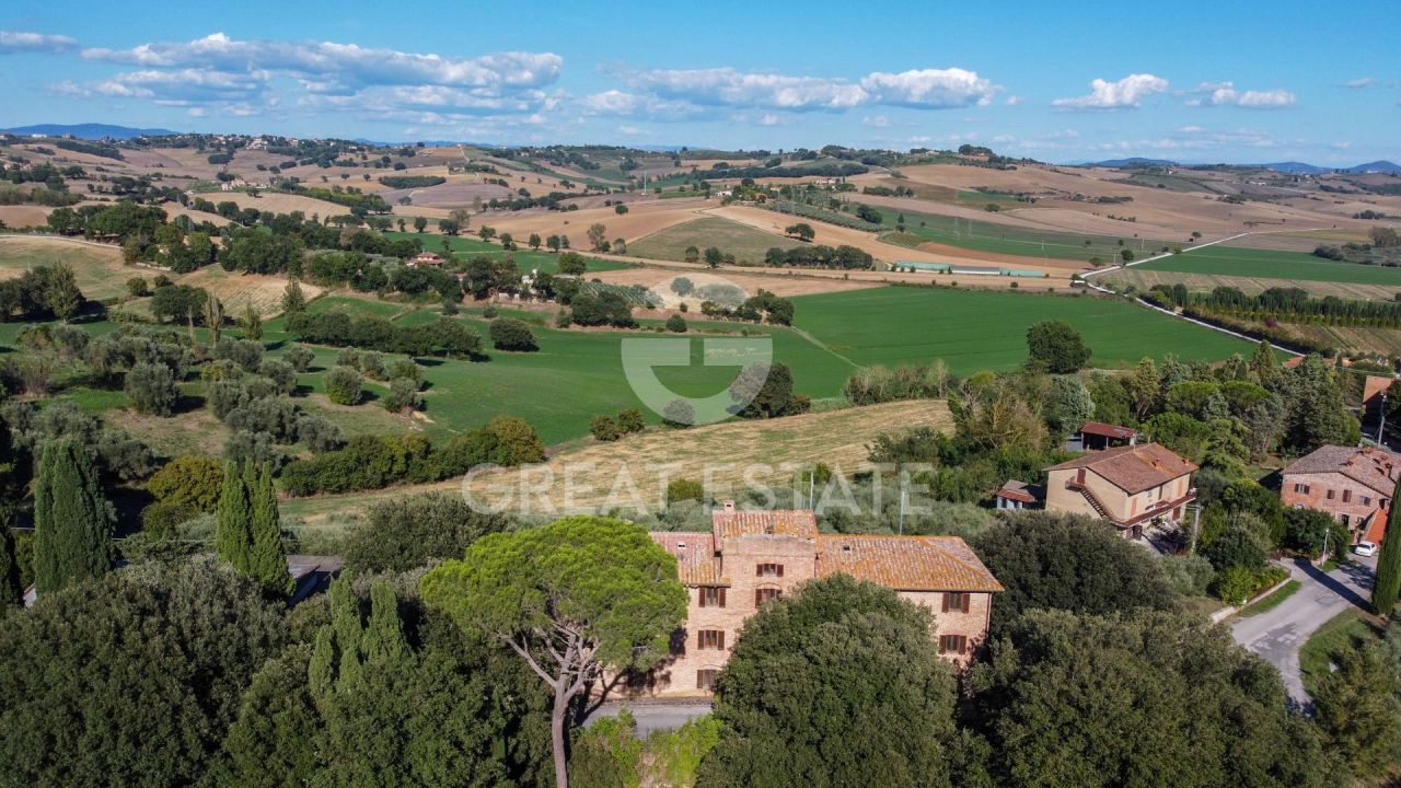 Maison à Castiglione del Lago, Italie, 1 039.75 m² - image 5