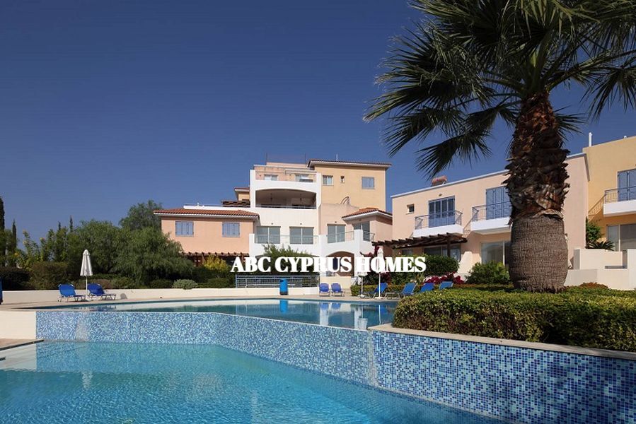 Casa adosada en Pafos, Chipre, 94 m² - imagen 1