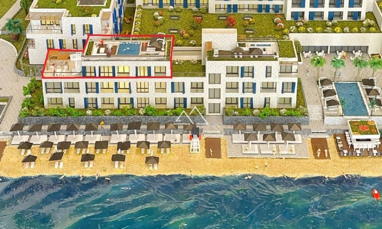 Appartement à Risan, Monténégro, 384 m² - image 3