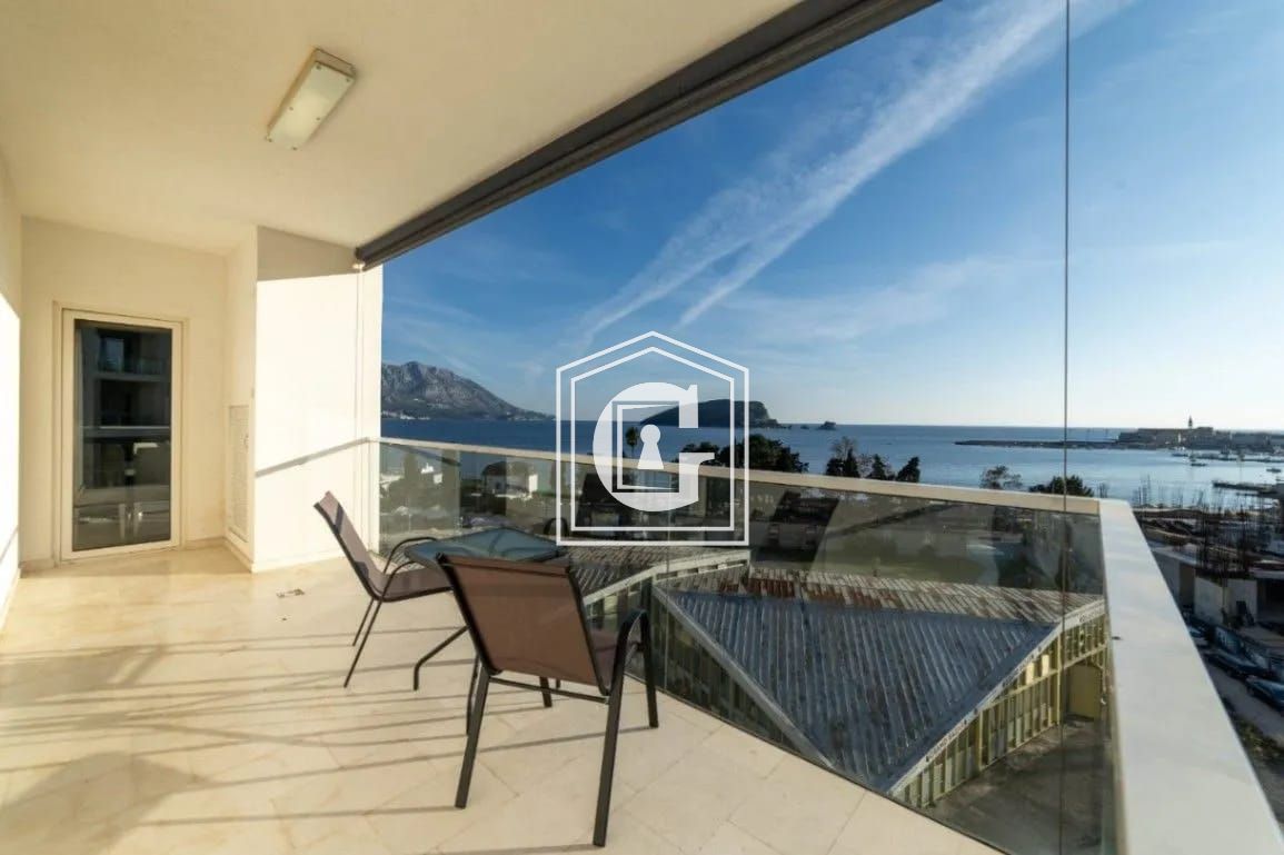 Apartment in Budva, Montenegro, 85 m² - picture 2
