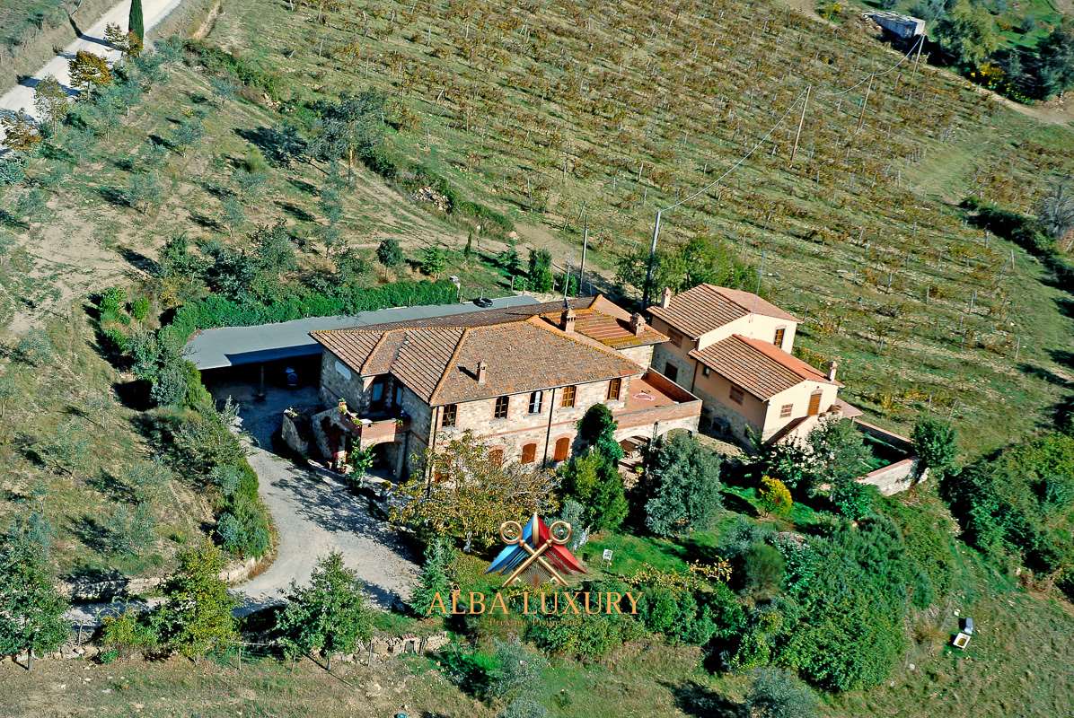 Villa en Greve in Chianti, Italia, 1 200 m² - imagen 1