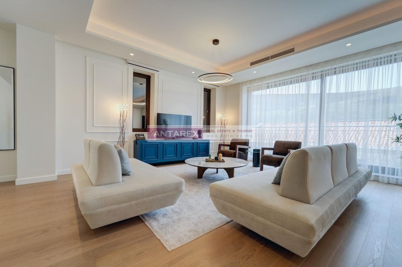 Apartamento en Kumbor, Montenegro, 237 m² - imagen 2