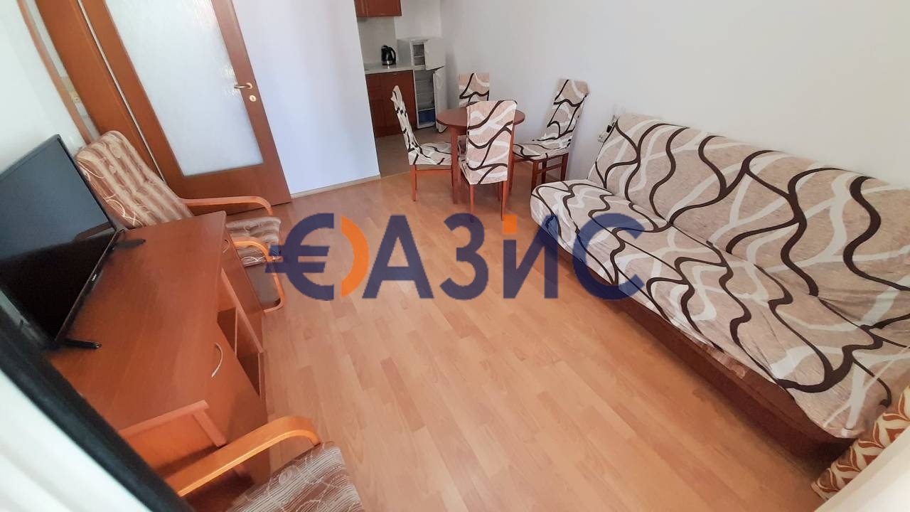 Apartment in Sveti Vlas, Bulgaria, 68 m² - picture 11