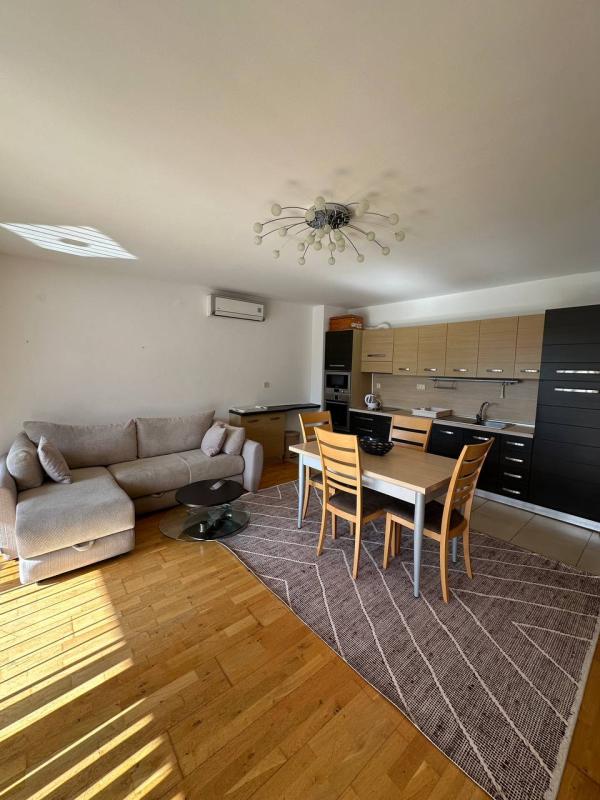 Piso en Przno, Montenegro, 78 m² - imagen 1