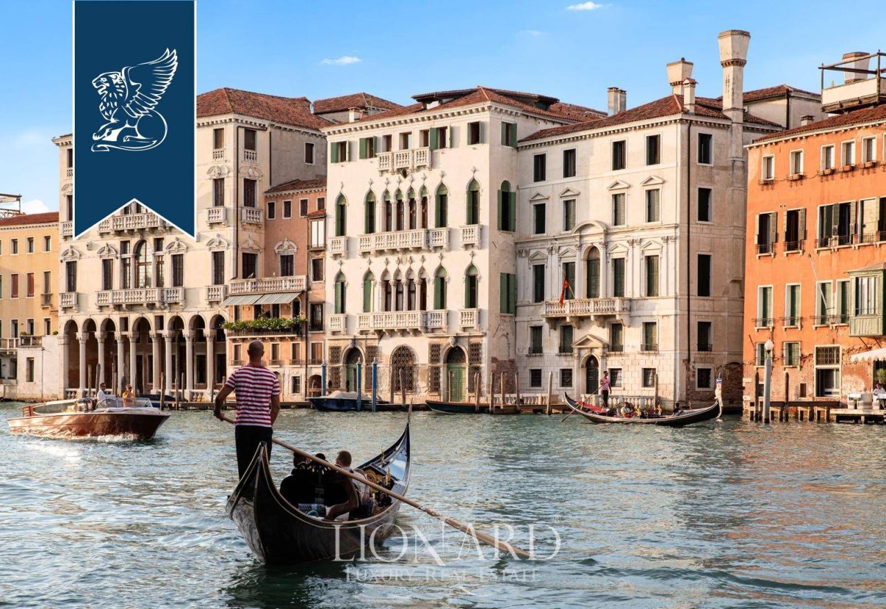 Apartamento en Venecia, Italia, 365 m² - imagen 1