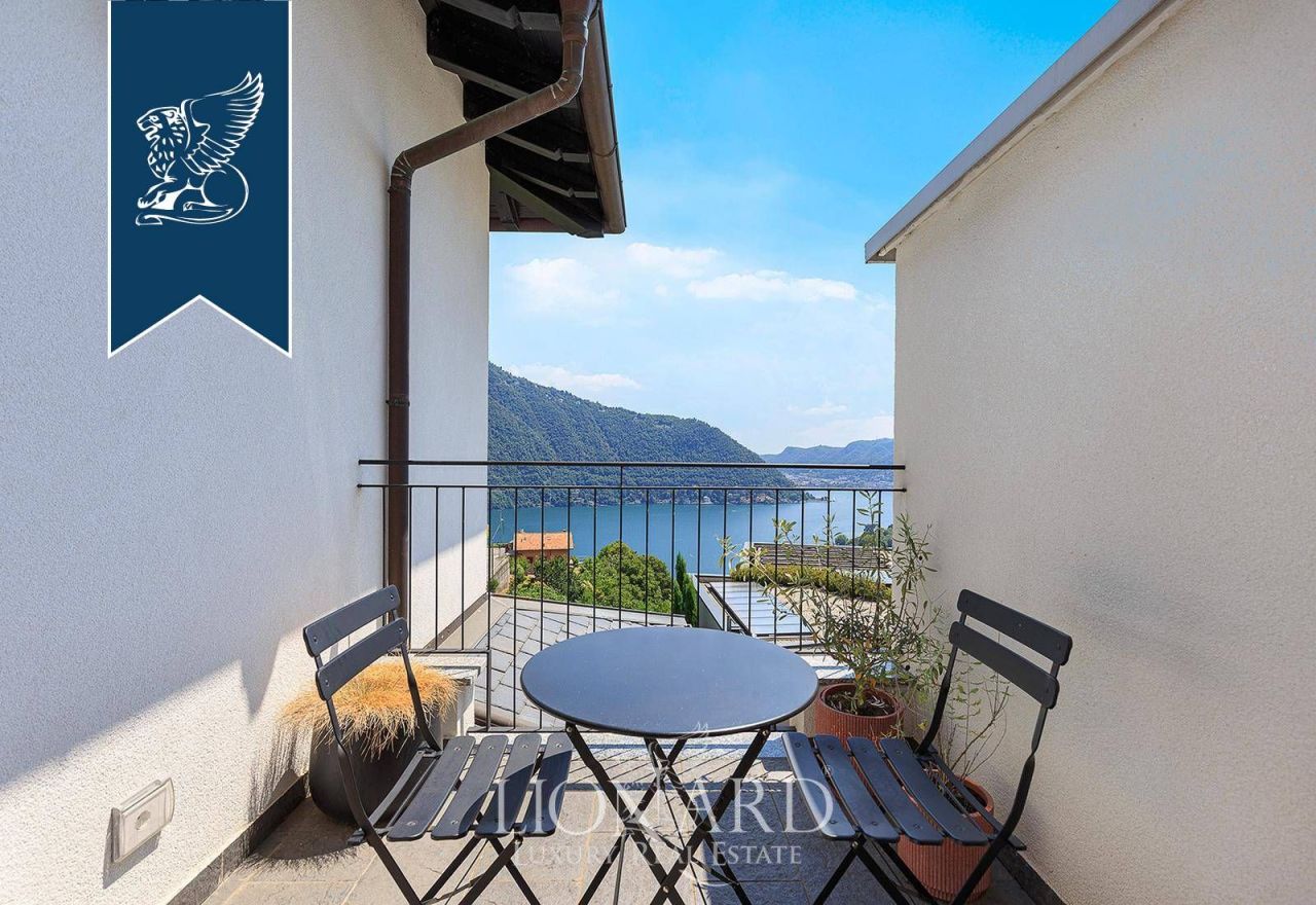 Villa in Cernobbio, Italy, 298 m² - picture 7