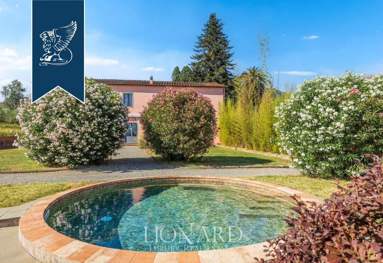 Villa a Capannori, Italia, 3 200 m² - foto 8