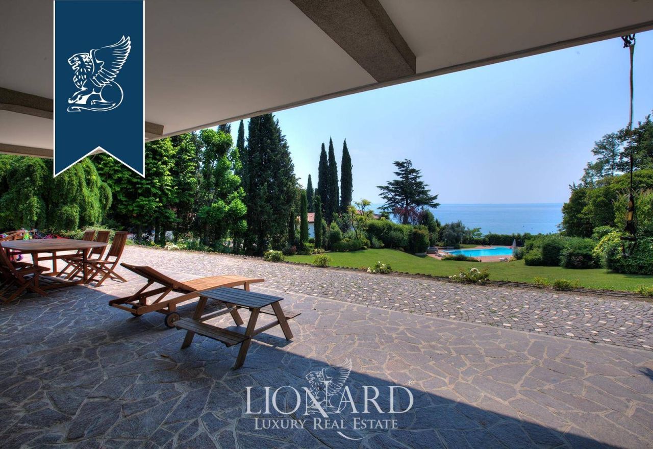 Villa a Manerba del Garda, Italia, 750 m² - foto 13