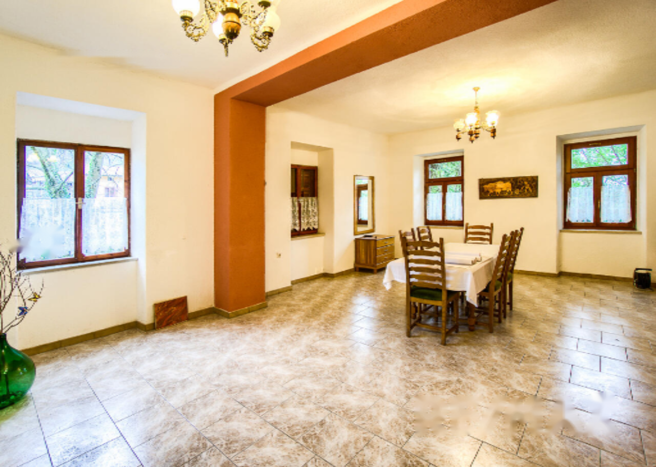 Maison à Komen, Slovénie, 342 m² - image 5