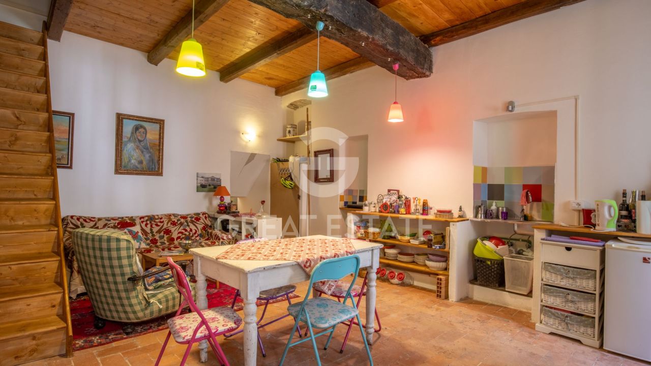 Apartment in Spoleto, Italy, 85 m² - picture 3