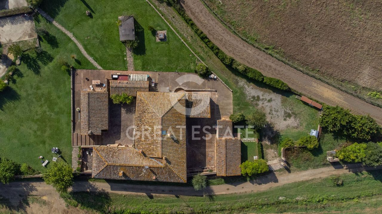 Haus in Castelnuovo, Italien, 987.6 m² - Foto 7